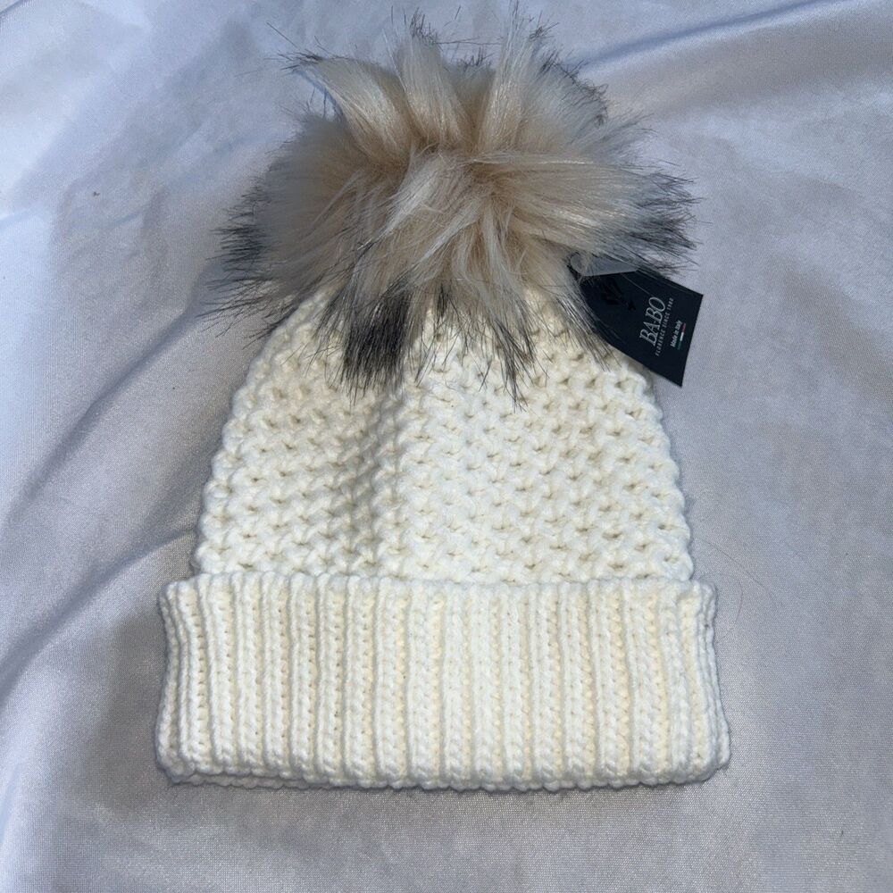 ANTHROPOLOGIE NWT BA-BO Wool Blend Italian Chunky Cable Knit Beanie Faux Fur Pom